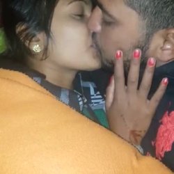 Desi couple kissing - Porn Videos & Photos - EroMe
