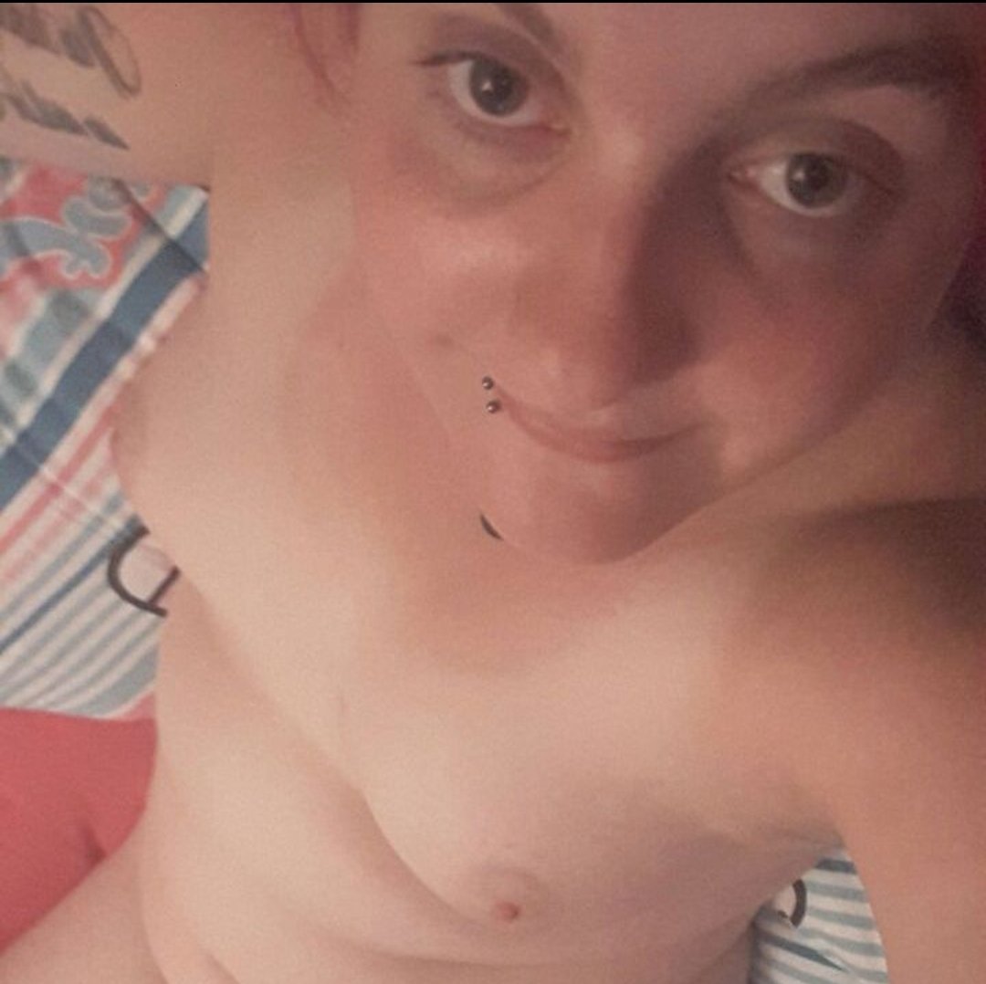 Some past tit bet losers. Think you can beat me? Kik me at candaulabra and let's find out. #vJfVffwm