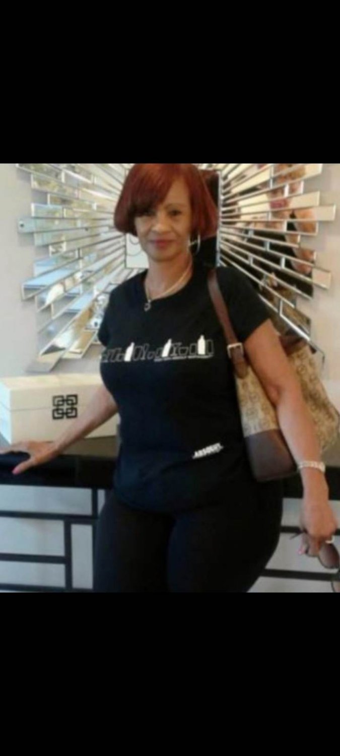 Freaky nextdoor neighbor Miss Jones 💦🤩🤩🤩💦💦 #TwtMLqpF