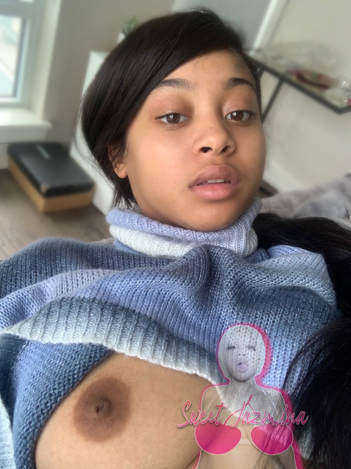 Pretty ebony with pretty boobs #GCpqCM12
