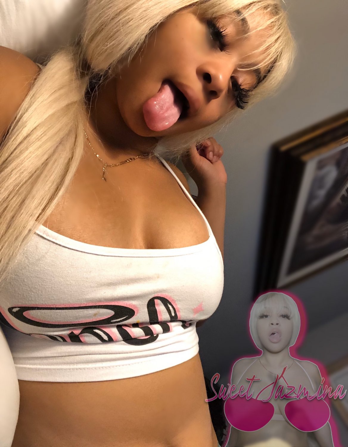 Pretty ebony with pretty boobs #VKDGPhHY