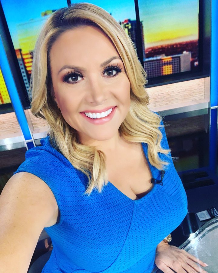 AZ reporter Jaime Cerreta #4ZJ0YPNZ