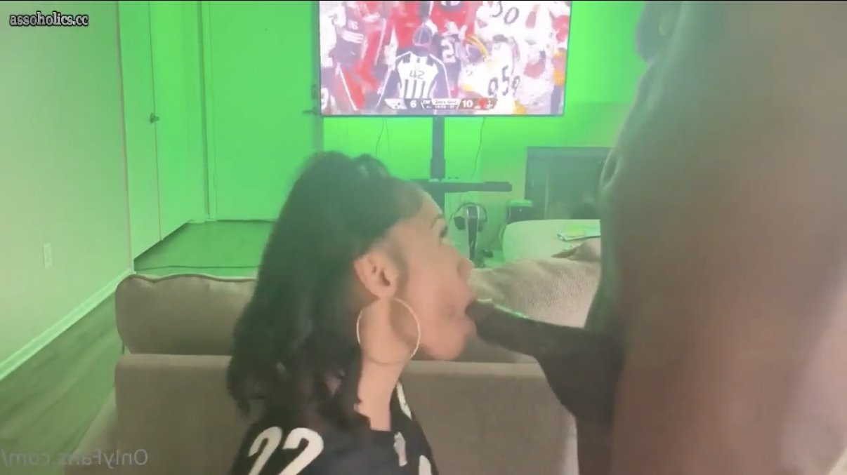 Lightskin Giving Oral Support After Loss!! #Y259FGA7